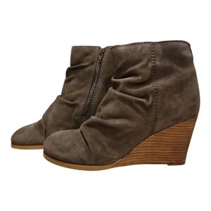 NEW DIBA Bailey Suede Bootie Size 9